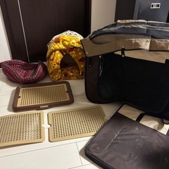 折りたたみ式ケージとその他の画像