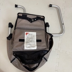 折りたたみベビーチェアの画像