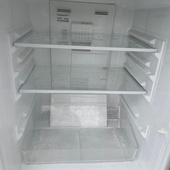 2ドア冷蔵庫の画像