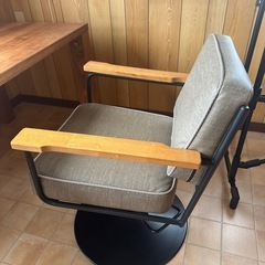 ワーキングデスク✖️チェアの画像