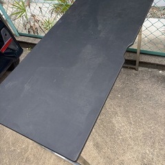 オフィスデスクの画像