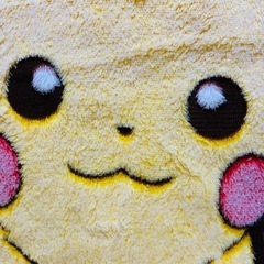 ピカチュウ　ポケモン膝掛けブランケットの画像