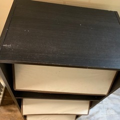 ❤️断捨離早い者勝ち　濃いブラウン　3段ボックス収納　アイボリー収納ケース付きの画像