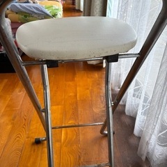 折りたたみハイチェアの画像