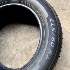 PIRELLI Cinturato ROSSO 215/60R17 96H 中古タイヤ4本セットの画像