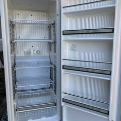 冷凍庫 NR-332FZ 328Lの画像