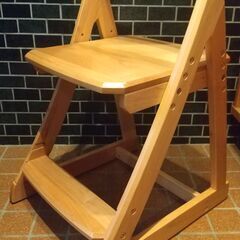 小学生用　学習椅子　ニトリ