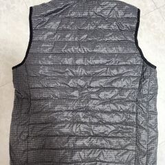 UNIQLOユニクロ■ダウン&フェザー　ウルトラライトダウンベスト　Lの画像