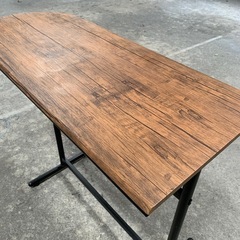 カウンターテーブル　椅子2個付きの画像