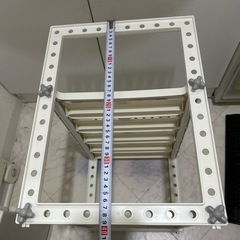 洗面台下　収納ラック　洗面所　収納棚　伸縮タイプの画像