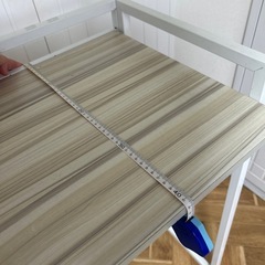 折りたたみデスクの画像