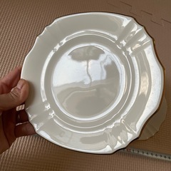 白いお皿　金縁　２枚　ケーキ皿　デザート皿の画像