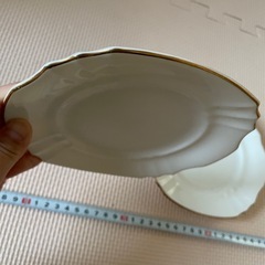白いお皿　金縁　２枚　ケーキ皿　デザート皿の画像