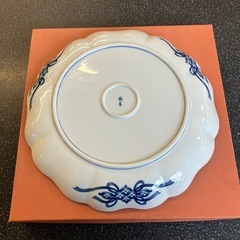 A2511-196 たち吉 捻祥瑞 大皿 染付 十六弁輪花皿 中古美品の画像