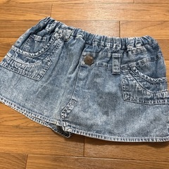 ⑤キャロットスカート&UNIQLOTシャツ　Mの画像