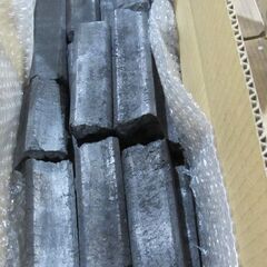 お引取り限定！！　1級オガ　10ｋｇ　（オガ炭）　の画像