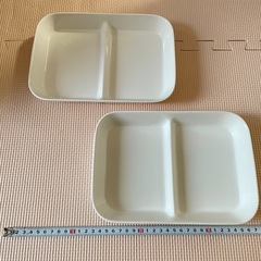 仕切り　プレート　四角　白いお皿　２枚の画像