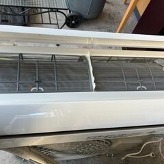 ①日立 ルームエアコン クーラー 冷房2.2kw 暖房2.2kw 100V RAS-AC22M(W) 2022年製の画像