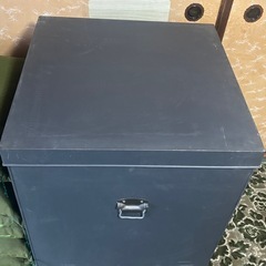 座布団+収納缶 ２セットの画像