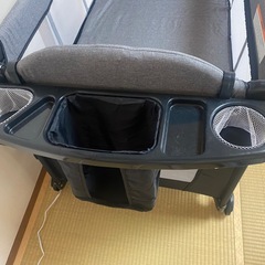折りたたみベビーベッドの画像
