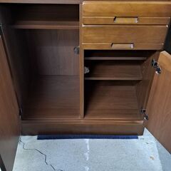 【リサイクルショップどりーむ天保山店】No.4953 　食器棚　写真参照🎵　お買い得品🎵　オススメ品🎵の画像