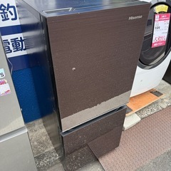 2022年製　ハイセンス　135L 冷蔵庫　ガラスコーティング　HR-G13C-BRの画像