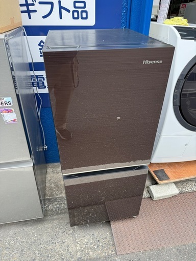 2022年製　ハイセンス　135L 冷蔵庫　ガラスコーティング　HR-G13C-BR