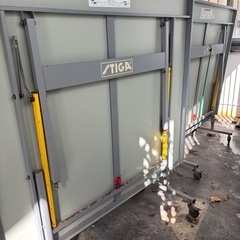 卓球台⭐︎二分割タイプSTIGA中古1台の画像