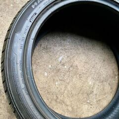 MAXTREK MAXIMUS M1 215/45R18 93W M+S 中古タイヤ4本セットの画像