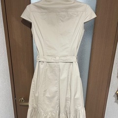 Joias ベージュワンピースの画像