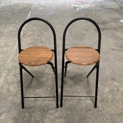 カウンターテーブル　椅子2個付きの画像