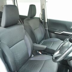 ✨自社ローン✨広くて快適な車内と抜群の燃費🤩家族でのドライブに👍の画像