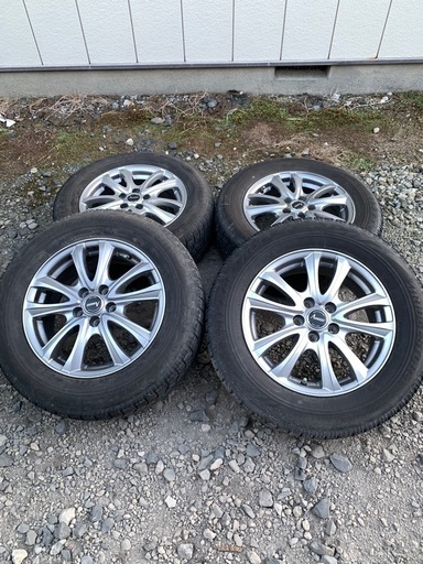 プリウス30　アルミホイール、スタッドレスタイヤ