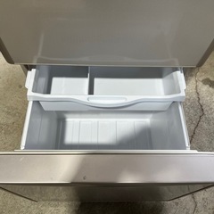 日立　冷凍冷蔵庫　３６５Ｌ　３ドア　右開き　ライトブラウン　大型冷蔵庫　真空チルド　ｅｃｏモード　自動製氷　２０１４年製　Ｒ－Ｋ３７０ＥＶの画像