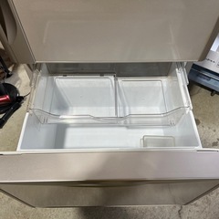 日立　冷凍冷蔵庫　３６５Ｌ　３ドア　右開き　ライトブラウン　大型冷蔵庫　真空チルド　ｅｃｏモード　自動製氷　２０１４年製　Ｒ－Ｋ３７０ＥＶの画像