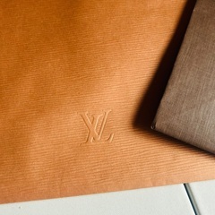ルイヴィトン　手提げ紙袋　2枚セットの画像