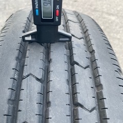 225/70R16 トラック用タイヤ1本の画像