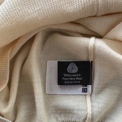 ユニクロ　セーター　未使用の画像