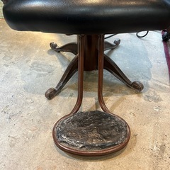 アンティーク　カットチェアの画像