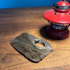 20 一つ穴の可愛い古板　流木、天然物、インテリア、看板の画像