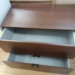 ★リユースのサカイつくば店★TK7272 IKEA ローチェスト ダークブラウン H57×D41×W118 クリーニング済みの画像