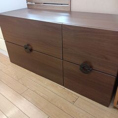 ★リユースのサカイつくば店★TK7272 IKEA ローチェスト ダークブラウン H57×D41×W118 クリーニング済みの画像
