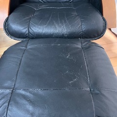 リクライニングチェアー、オットマンの画像