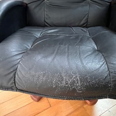 リクライニングチェアー、オットマンの画像