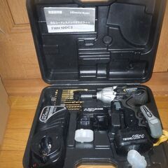 充電式インパクトドライバー　美品の画像