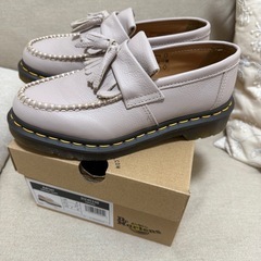 未使用、試着のみ、ドクターマーチン、Adrian、カラーVINTAGE TAUPE、UK4の画像