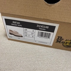 未使用、試着のみ、ドクターマーチン、Adrian、カラーVINTAGE TAUPE、UK4の画像