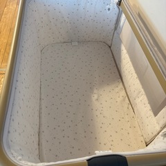 HZDMJ ベビーベッド カーキの画像