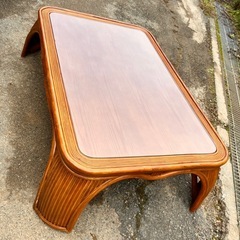 フィリピン製の座卓の画像