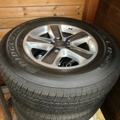 Jeep ラングラーJL 純正アルミホイールタイヤセット4本の画像